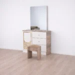 Dressing with Mirror